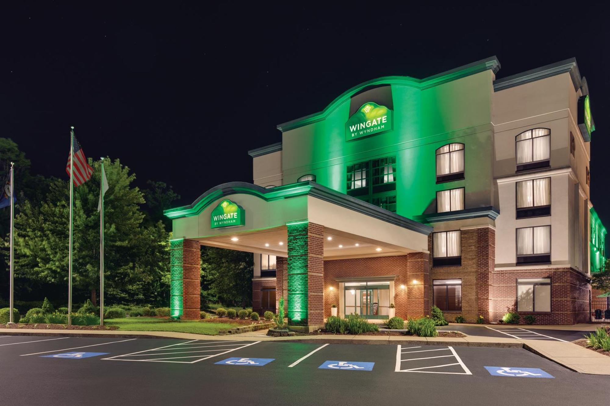 Wingate By Wyndham Louisville East Екстериор снимка